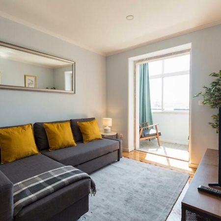 Ola Lisbon - Lapa I Apartamento Exterior foto