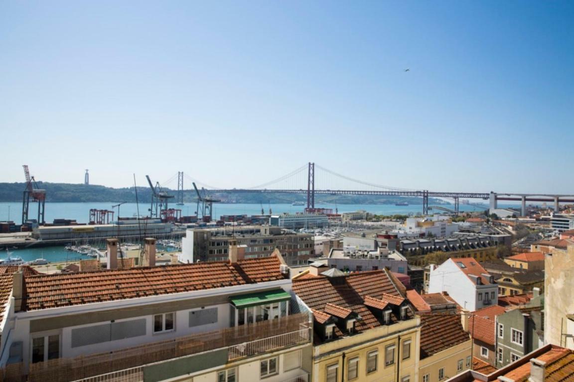Ola Lisbon - Lapa I Apartamento Exterior foto